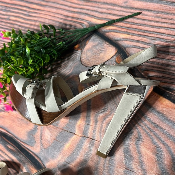 Michael Kors Grace Platform Heels Open Toe Buckle Ankle Strap Cream size 8 - Picture 7 of 12